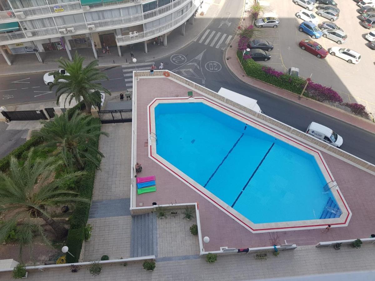 בנידורם Levante Beachfront Luxury Apartment מראה חיצוני תמונה